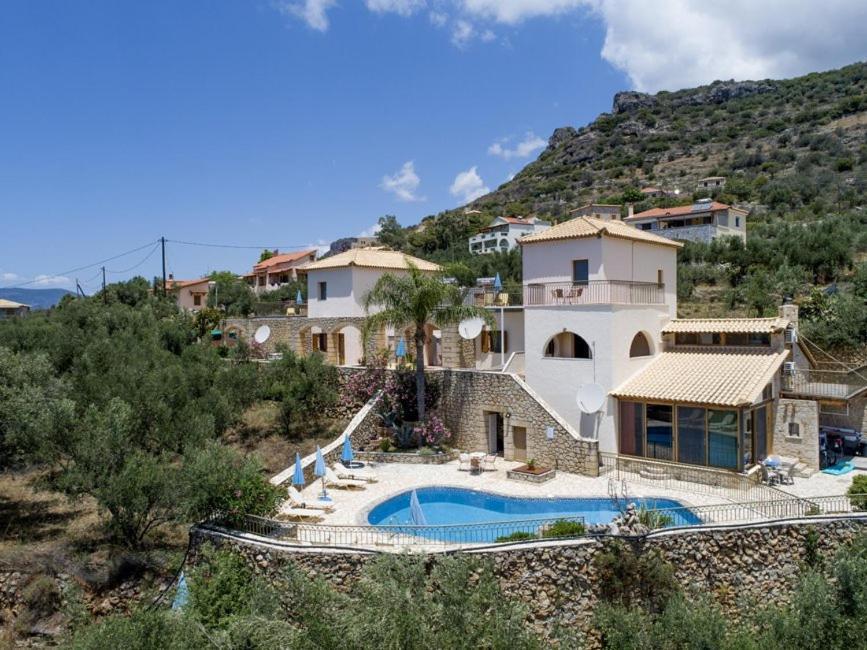 Stoúpa Markos Apartments 1 מראה חיצוני תמונה